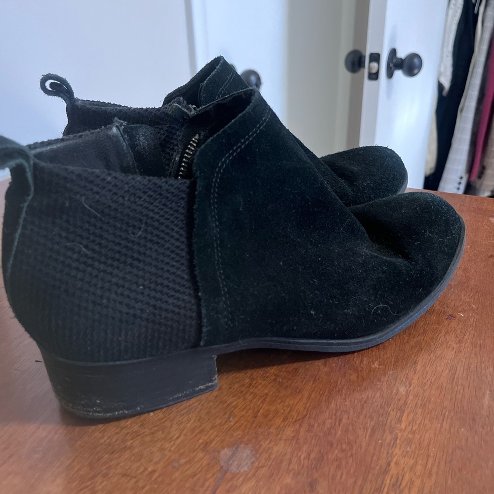 Tom’s suede booties